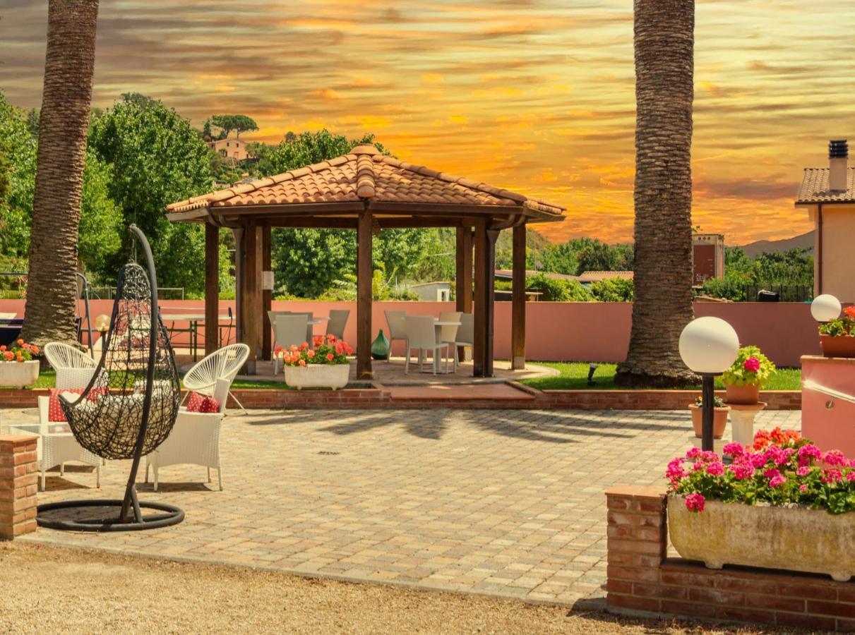 Hotel Villa Rosa Porto Azzurro Eksteriør bilde