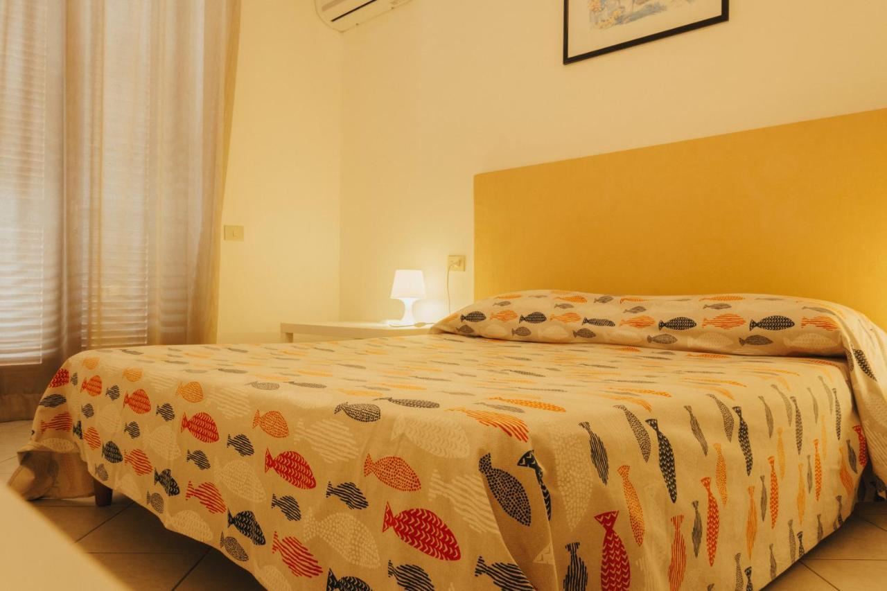 Hotel Villa Rosa Porto Azzurro Eksteriør bilde