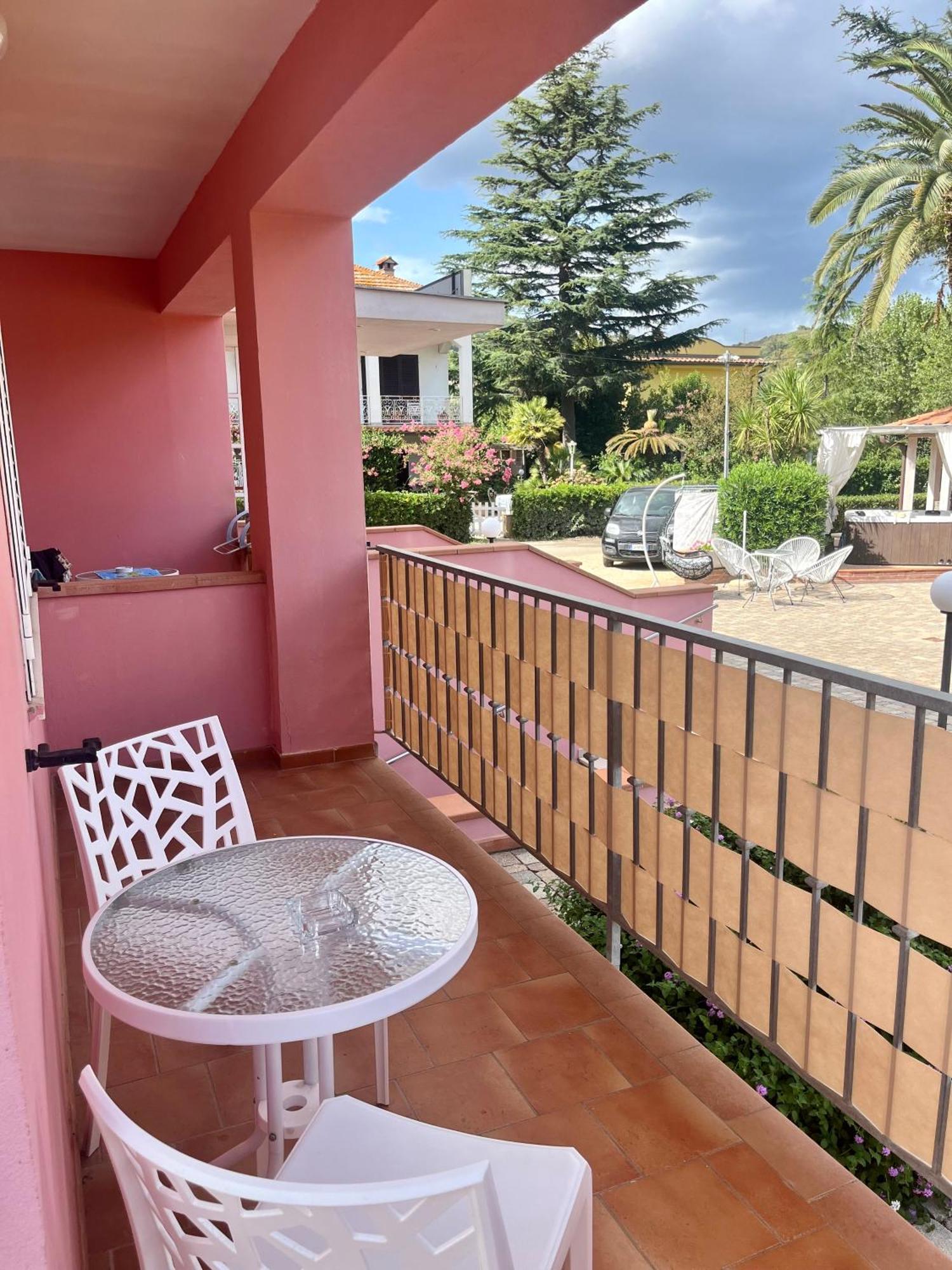 Hotel Villa Rosa Porto Azzurro Eksteriør bilde