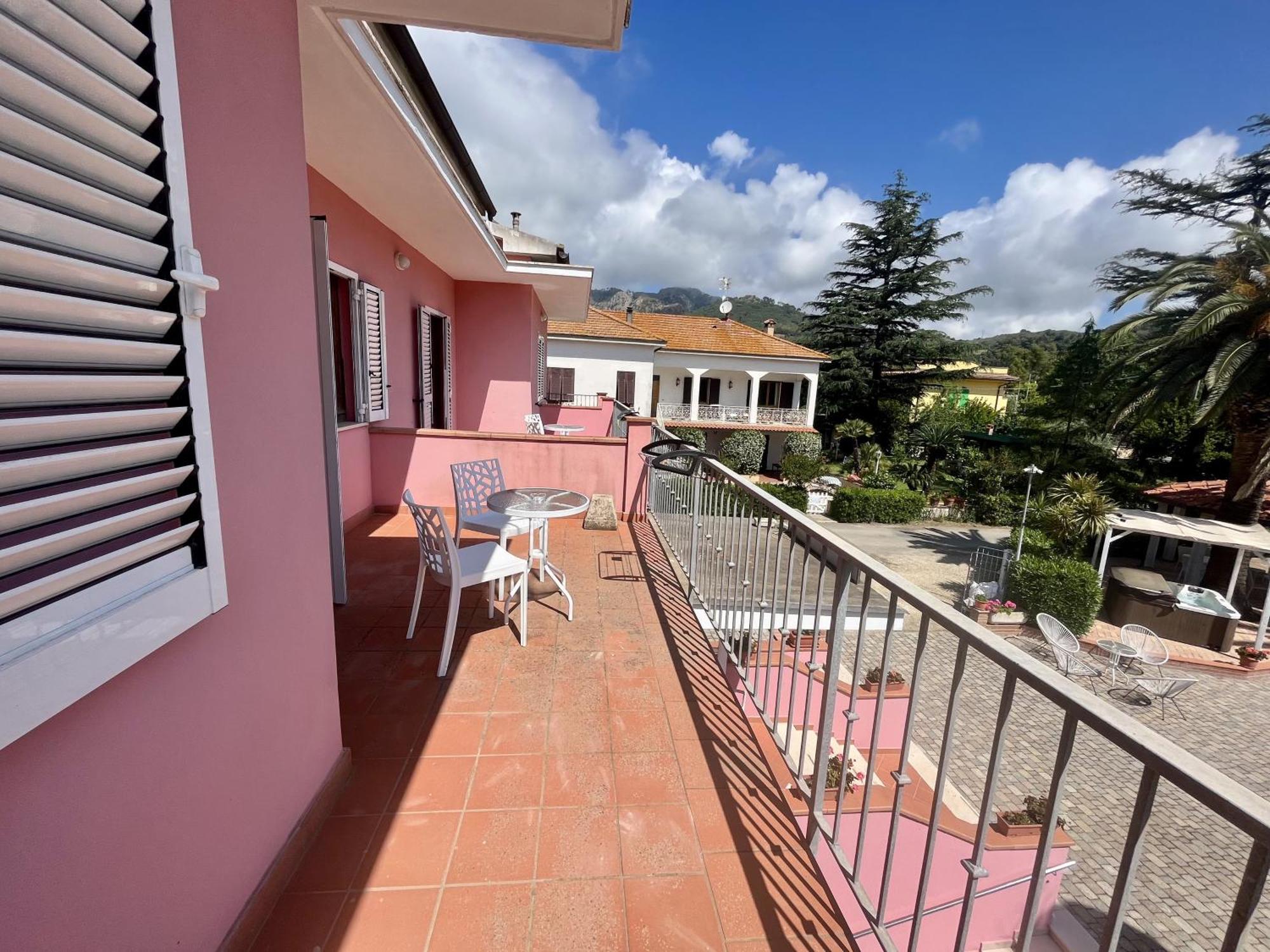 Hotel Villa Rosa Porto Azzurro Eksteriør bilde